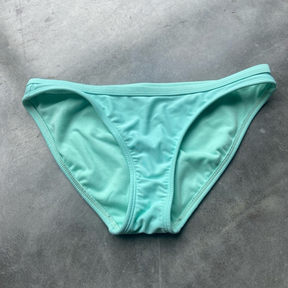 Xhilaration Women’s XS Swimsuit Bottoms
